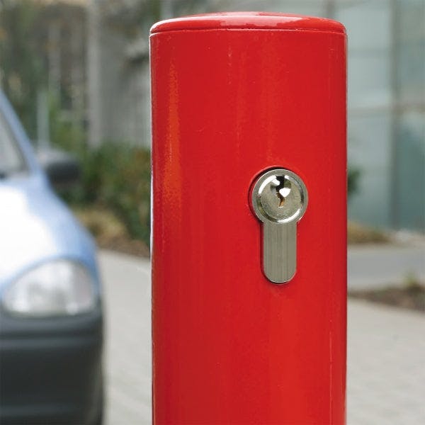 Removable Bollard with Key Cylinder Lock (Ø60mm x 1000mm) - Urban Elements