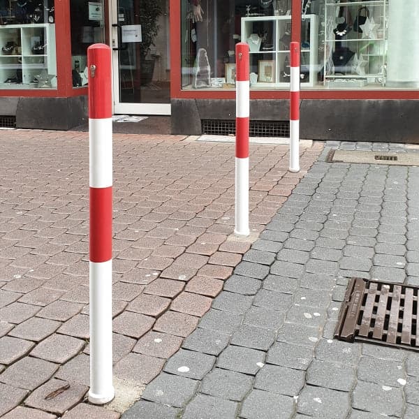 Removable Bollard with Key Cylinder Lock (Ø60mm x 1000mm) - Urban Elements